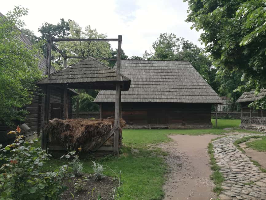 Bucharest: Village Museum Guided Tour - What you see during the one-hour museum visit