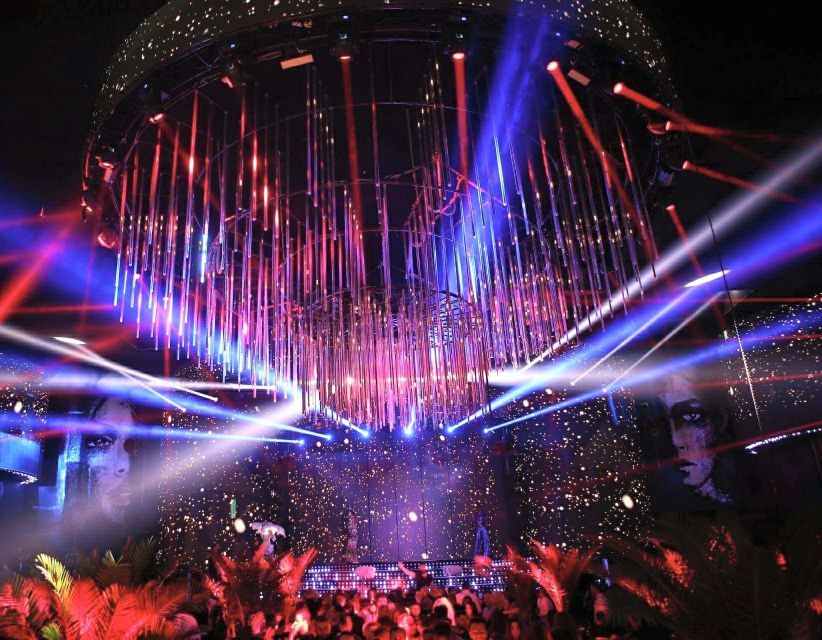 Bucharest: VIP Dining, Limo ride & Clubbing - The rooftop hour gives the evening a change of pace