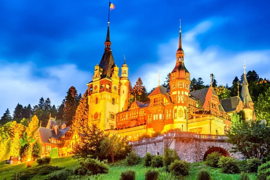Bucharest : Wednesday, Dracula & Peles 3 Castles Tour 1 Day - Key points before you book