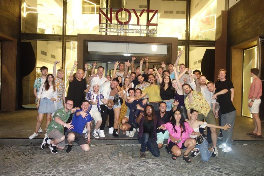 Bucharest: Weekend Pub Crawl - Stops two and three: changing the mood from bar to bar