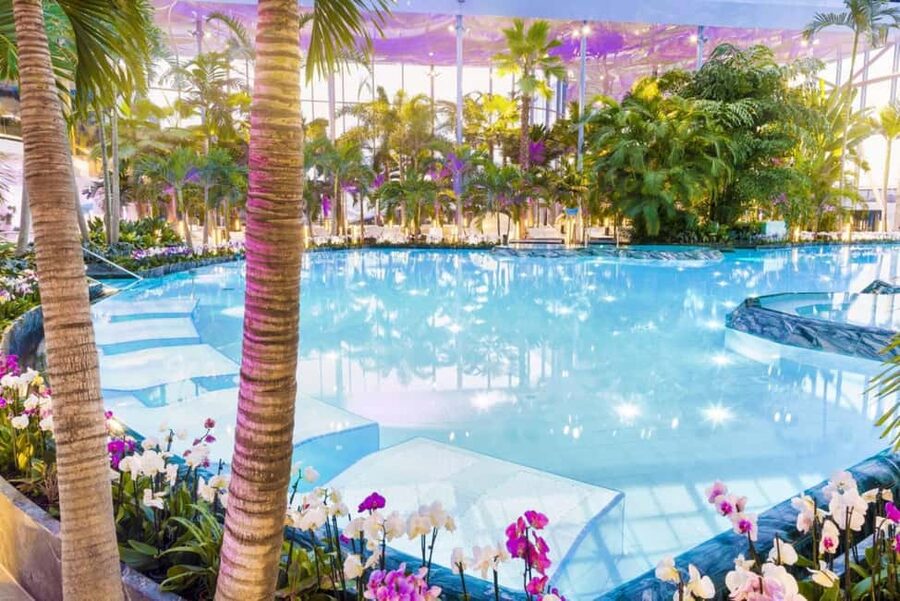Bucuresti: Bucuresti Therme Transfer and Full-Day Access - Why Bucharest Therme works as a full-day outing