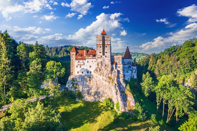Castle Tour of Transylvania - Peleș Castle: the strongest stop on the route