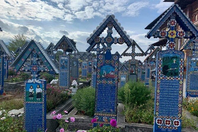 Classic Romania Tour - small group in 8 days: Transylvania and Maramures - Wooden churches and local craft in Maramureș