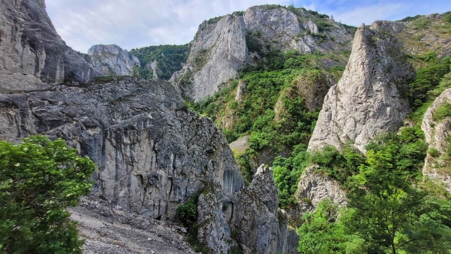 Cluj Napoca: Climbing or Hiking Experience in Turda Canion - Why Turda Gorge makes a strong climbing setting