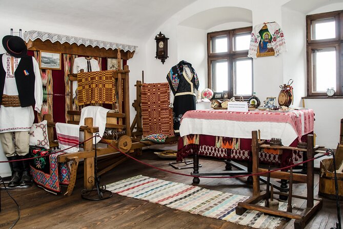 Day Trip Bear Sanctuary, Bran Castle, Rasnov Fortress from Brasov - Is $71 a fair price?