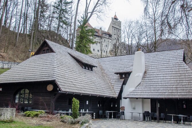 Day Trip Bear Sanctuary, Bran Castle, Rasnov Fortress from Brasov - Bran Castle: famous name, complicated story
