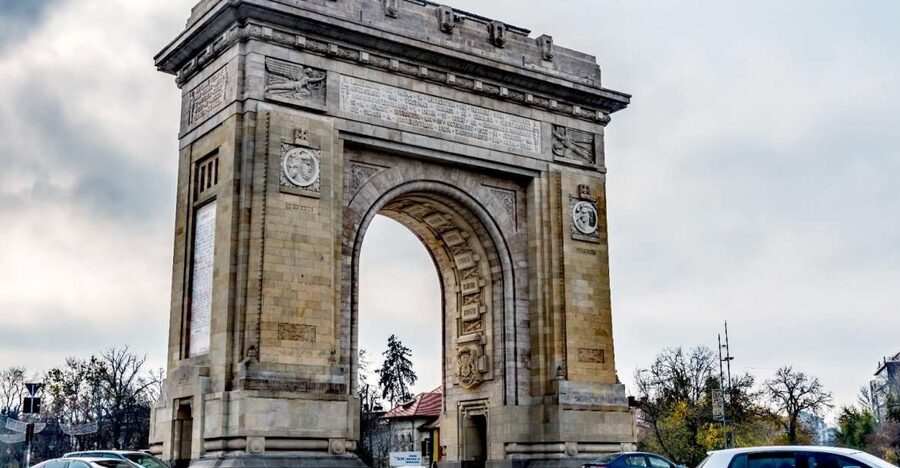 Discover Bucharest: Exclusive Half-Day Private City Tour - Why this four-hour tour works well