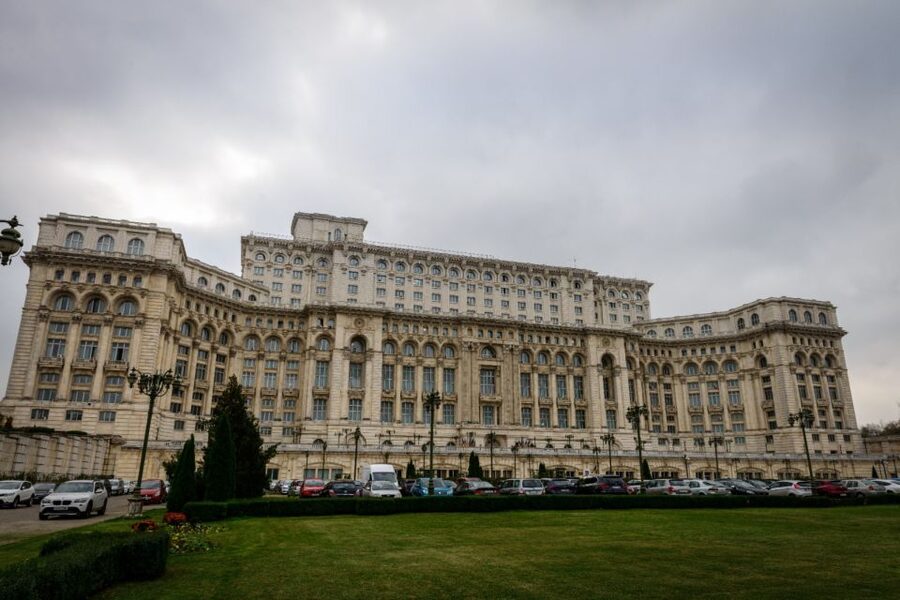 Discover Bucharest: Exclusive Half-Day Private City Tour - Meeting Bucharest by private car