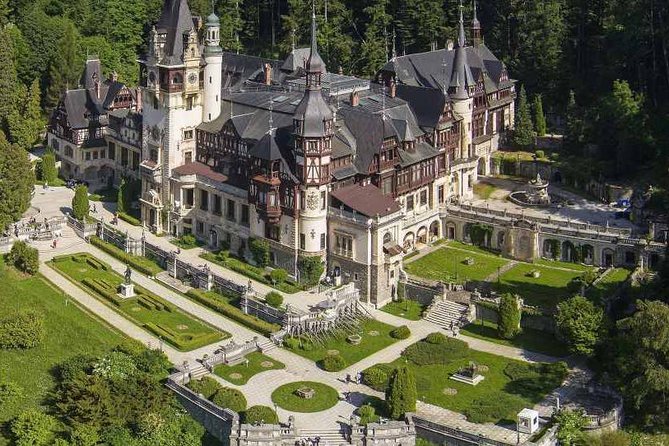 Dracula and Peles Castles Premium Tour with Hotel pick-up - A few booking details deserve close attention