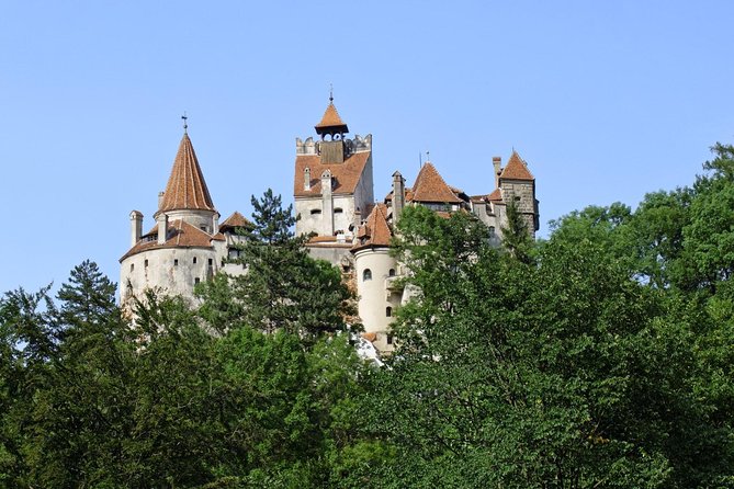 Dracula Castle, Peles Castle and Rasnov Fortress from Brasov - The order can change, and that is useful
