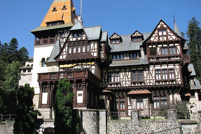 Dracula Castle, Peles Castle & Brasov-Private Tour from Bucharest - Brasov: a welcome change of pace