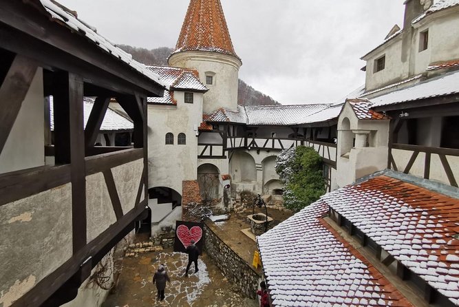 Dracula's Castle, Follow the legend in Transylvania, private tour from Bucharest - Who should book this tour?