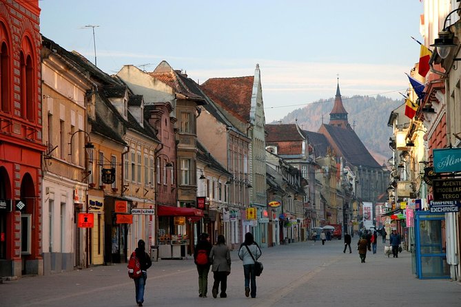 Dracula's Castle, Peles Castle and Brasov Day Trip from Bucharest - Who should book this experience?