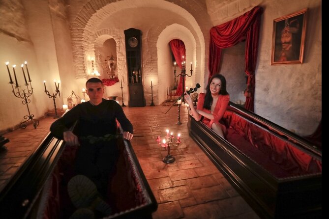Dracula's Castle -Private Tour- with Brașov City and Peleș Castle - Brașov’s old center in one useful hour