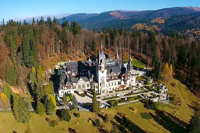 Dracula's Castle - Private Tour with Peleș Castle and Brașov city - Three hours in Brașov’s old center