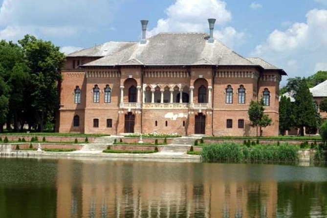Dracula's Tomb and Mogosoaia Palace, Private Tour from Bucharest - Snagov Monastery and the Dracula story