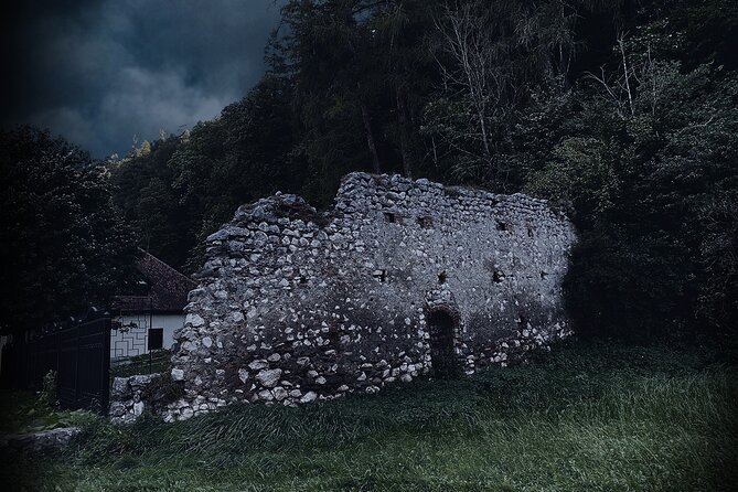 Dracula’s Tour – Vampires, Ghosts and Haunted Places in Bran - Fortification walls and Queen Mary’s chapel