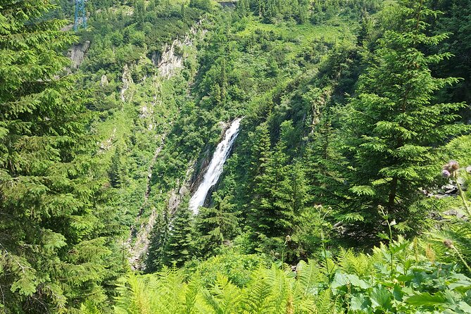 Exclusive Tour on Transfagarasan, Balea Lake, Balea and Capra Waterfalls - What the small group and pickup really add