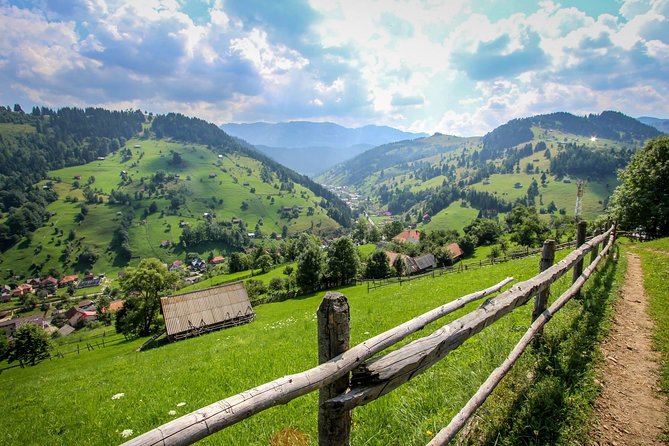 Excursión en Moeciu de Sus (recomendado para familias) con guía español nativo. - Why this Moieciu walk feels different