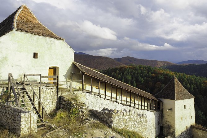 From Brasov: Discover Bran Castle and Râșnov Fortress - Food, shopping, and the best use of free time