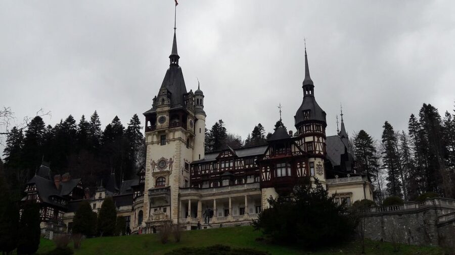 From Brasov: Peles Castle, Bran Castle & Cantacuzino Castle - What the $99 price really covers