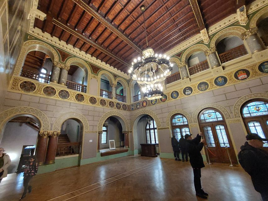 From Brasov: Peles Castle, Bran Castle & Cantacuzino Castle - Who should choose this tour?