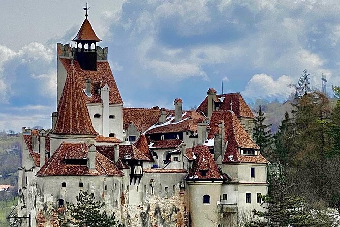 From Brasov: Small-group tour Bran, Rasnov, and Peles Castles - Bran Castle: Dracula atmosphere, real history, and tight corridors