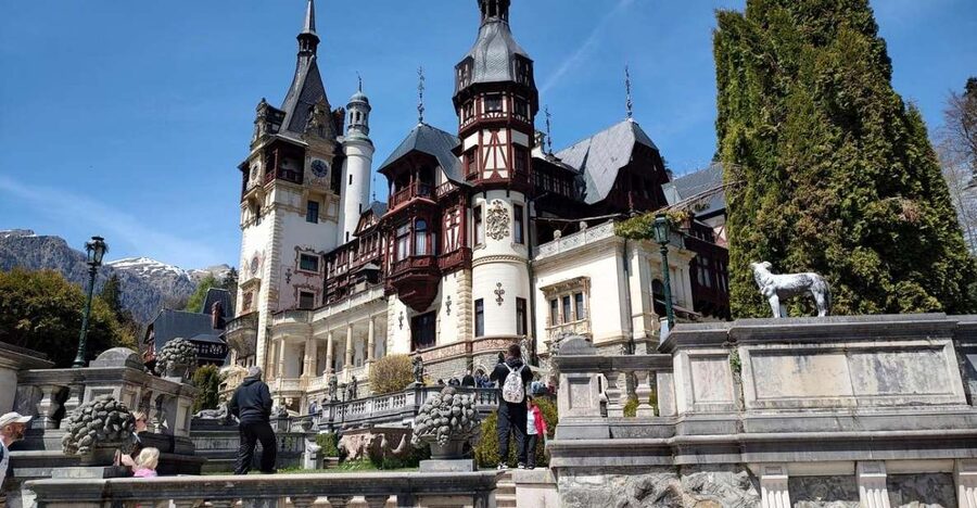 From Bucharest: 2-Day Tour to Brasov and Sighisoara - Day one: royal rooms at Peleș Castle