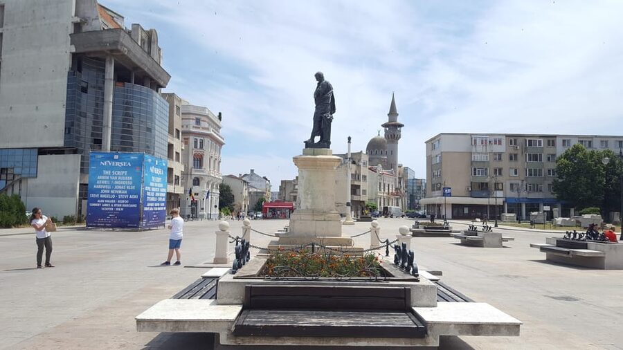 From Bucharest: A Day by the Black Sea Shared Group Tour - The long return to Bucharest