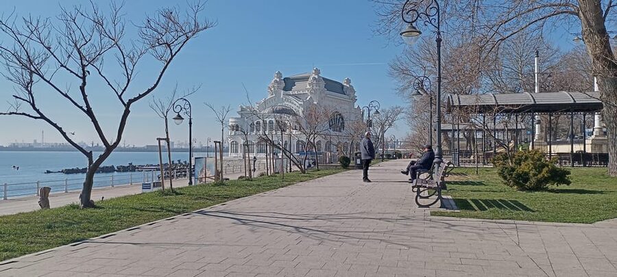 From Bucharest: Black Sea Constanța Day Tour - How the schedule feels over ten hours