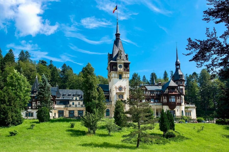 From Bucharest: Unravel Medieval Transylvania in 3-Day Tour - Day three: Bran Castle and Dracula folklore