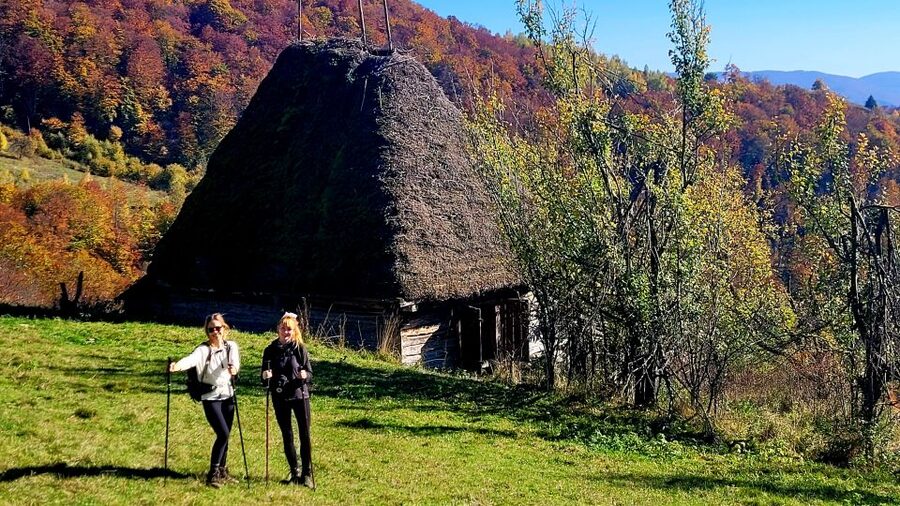 From Cluj-Napoca: Apuseni Mountains Hiking Guided Day Tour - Key points at a glance