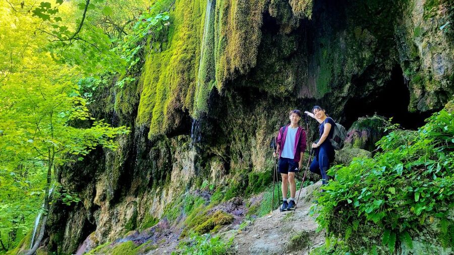 From Cluj-Napoca: Apuseni Mountains Hiking Guided Day Tour - The 8 a.m. start from Cluj-Napoca