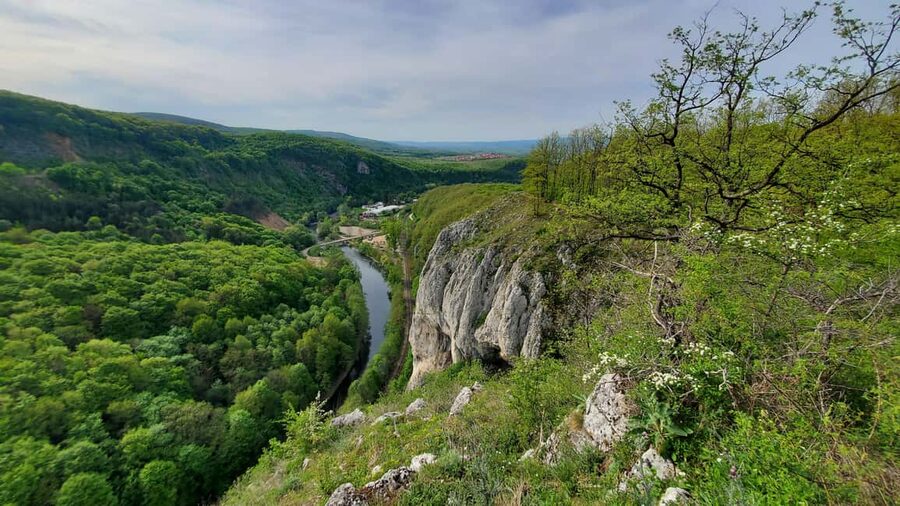 From Oradea: Gorges of Crisul Repede River - Walking toward the western plains