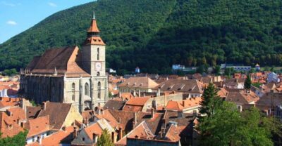 From Sibiu: Day Tour to Brasov and Dracula’s Castle