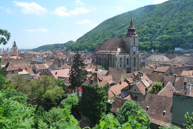 Guided visit in Spanish to the medieval center of Brasov (native Spanish guide). - Sforii Street and Republicii Street