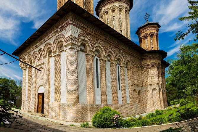 Half-Day Private Sightseeing Tour of Bucharest and its Surroundings Package - Revolution Square and the story of modern Romania