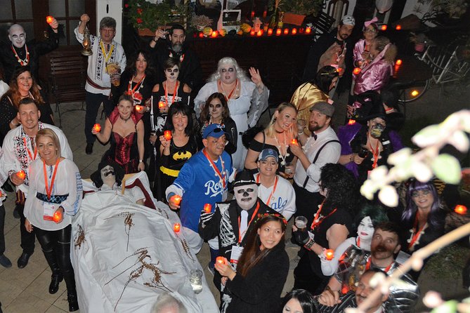 Halloween tour with 2 Halloween parties one at Bran Castle - Who should book this Halloween tour?