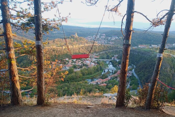 Hike Bulgaria Love Swing, Veliko Tarnovo and Tarevet Fortress - Veliko Tarnovo and Samovodska Street