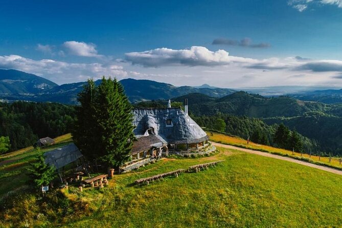 Hiking thought the best mountain villages in Romania-Private tour from Brasov - Six hours on the EcoTrail at Moieciu de Sus