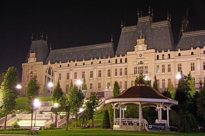 Iasi City Tour - Three Holy Hierarchs and the Metropolitan Cathedral