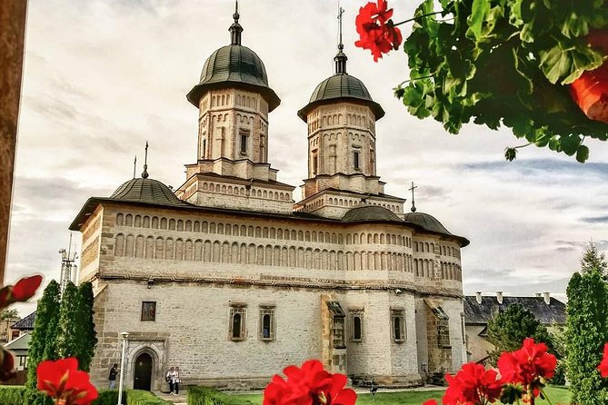 Iasi City Tour - Cetatuia Monastery and the final view