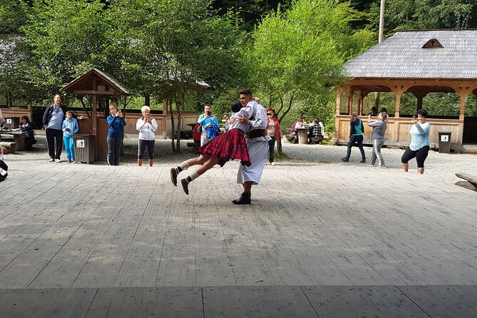 Maramures Activ Tour - Day five: the Merry Cemetery and the ride back to Cluj