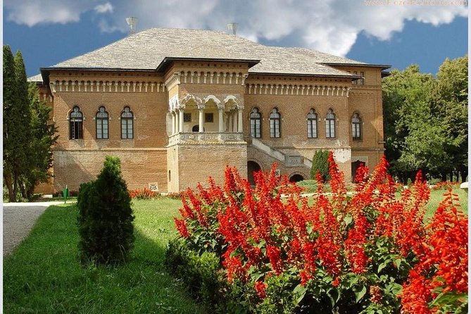 Mogosoaia Palace & Snagov Monastery: Private tour from Bucharest - Riding Out From Bucharest in a Private Car
