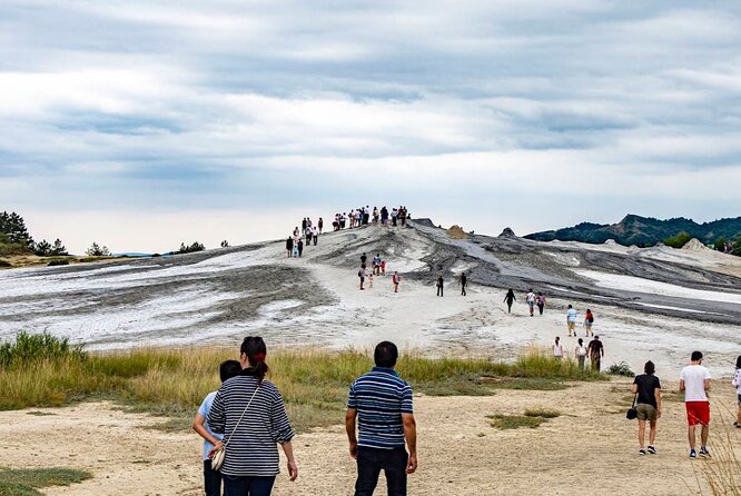 Muddy Volcanoes & Salt Mine - Private Tour - The road time is part of the decision