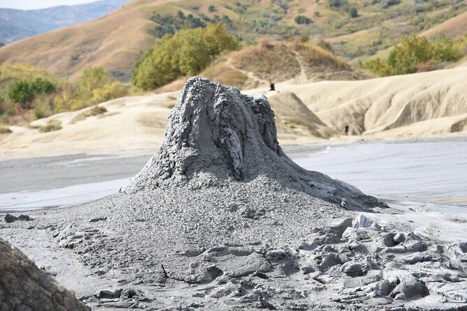 Muddy Volcanoes & Salt Mine - Private Tour - Guides make a real difference