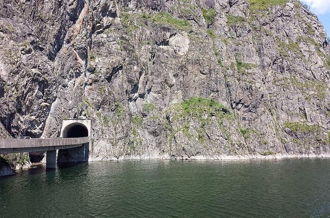 One day tour Transfagarasan road , Balea waterfall, Balea lake - Pickup, vehicle comfort, and the pace of the day