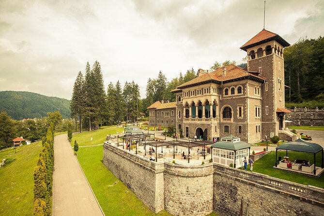 Peles & Cantacuzino Castles: Gourmet Wine & Cultural Day trip - Timing, weather, and practical planning