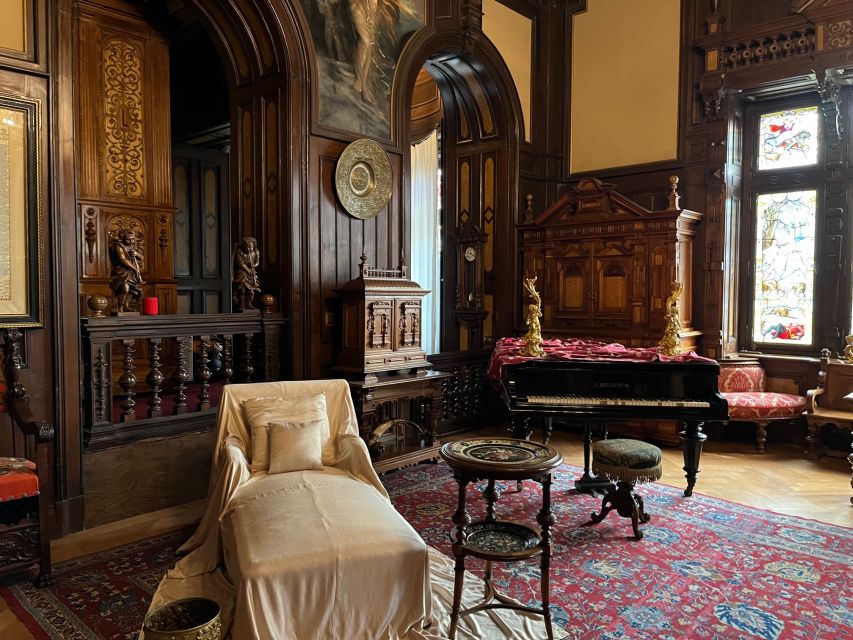 Peles & Cantacuzino Castles: Gourmet Wine & Cultural trip - Sinaia Monastery adds quiet and contrast