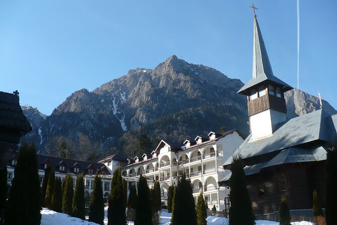 Peles Castle and optional Cantacuzino Castle from Brasov - Why Pelisor Castle deserves your attention